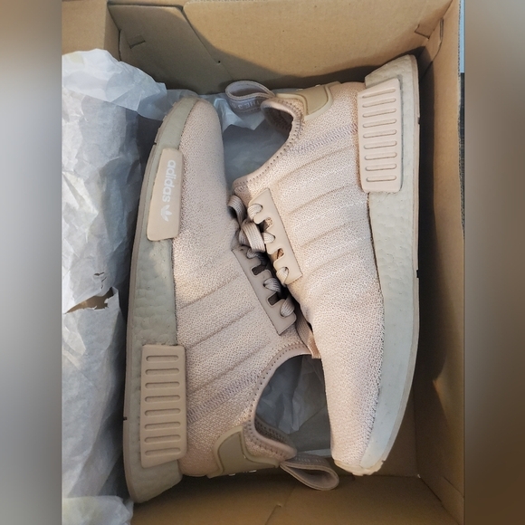 Womens Adidas NMD_R1 Shoes Ash Pearl Size 8 - Picture 5 of 16